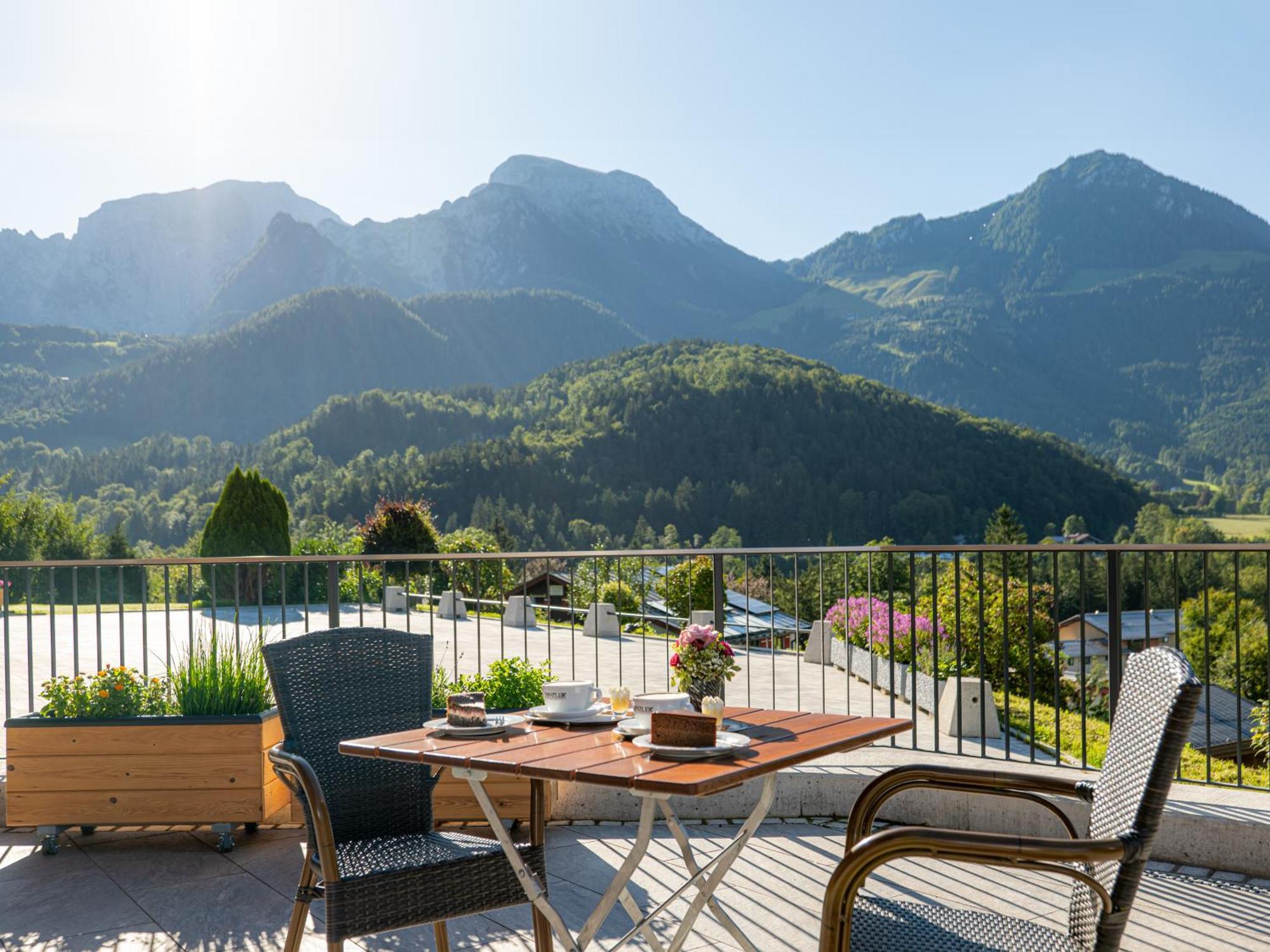 Hotel Hanauerlehen - Ruhige & Zentrale Top-Lage - Mit Schwimmbad, Sauna, Parkplaetze & Cafe - Bayerischer Familienbetrieb Schönau am Königssee Exterior foto