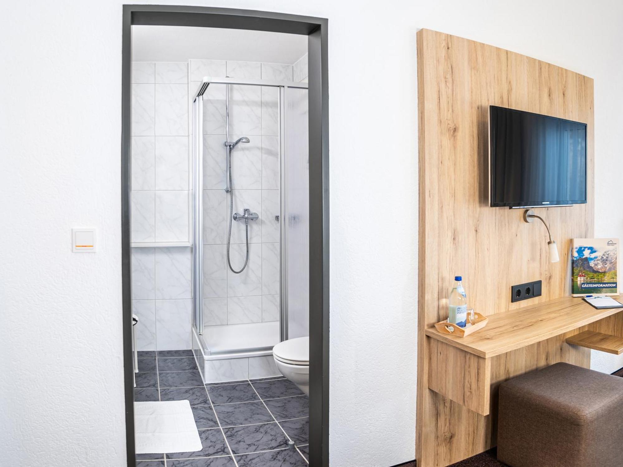 Hotel Hanauerlehen - Ruhige & Zentrale Top-Lage - Mit Schwimmbad, Sauna, Parkplaetze & Cafe - Bayerischer Familienbetrieb Schönau am Königssee Quarto foto